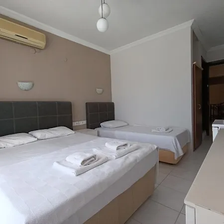 Karadede Hotel *